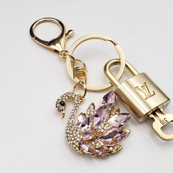 Authentic Louis Vuitton Lock & Key with unbranded Bagcharm, Keycharm, Keychain - Picture 6 of 8